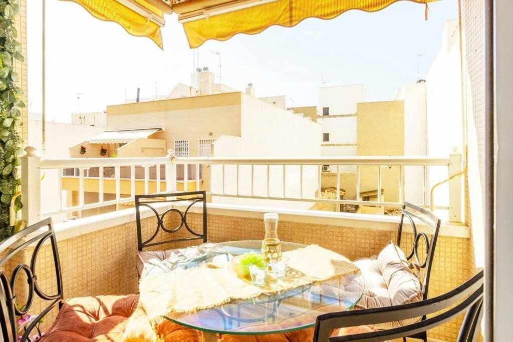 Apartamento Pink Maritimo Torrevieja Buitenkant foto