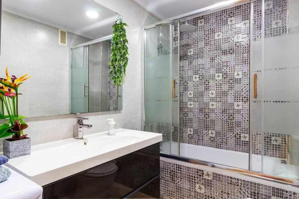 Apartamento Pink Maritimo Torrevieja Buitenkant foto
